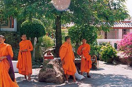 Bangkok, monks
