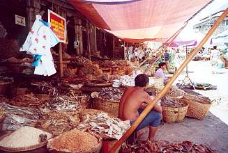 Markt in Bago
