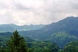 Mt.Batur mit Batur See