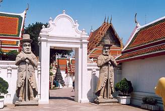 Eingang zum Wat Po
