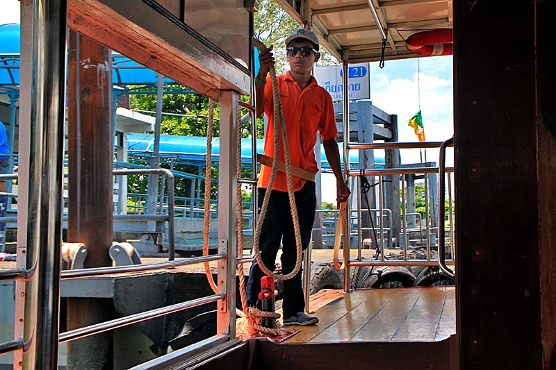 Fahrt nach Nonthaburi