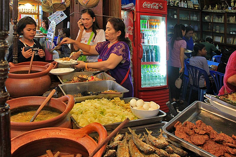 Amphawa Schwimmender Markt