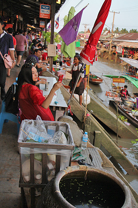 Amphawa Schwimmender Markt