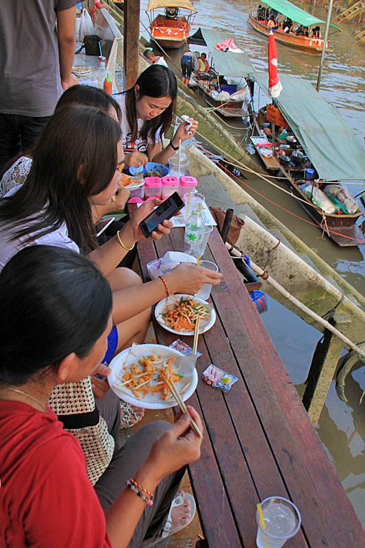 Amphawa Schwimmender Markt