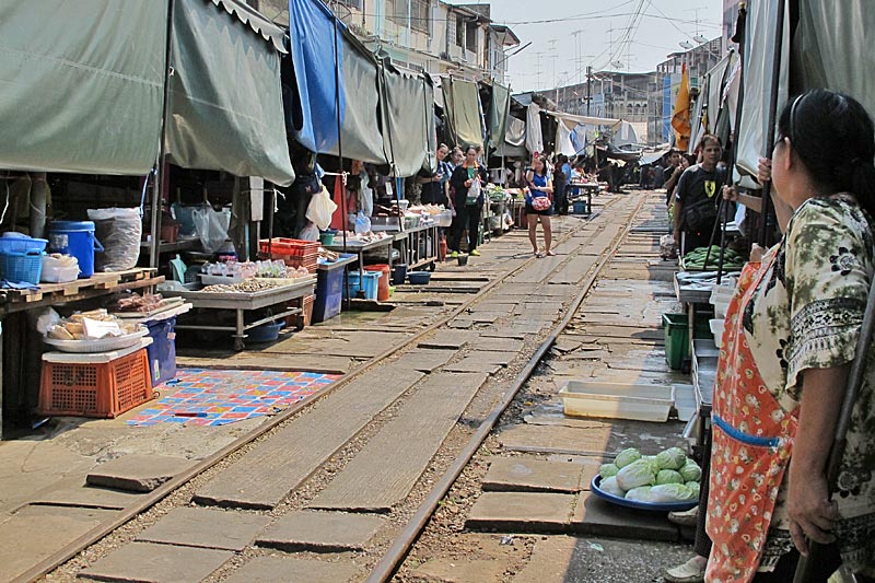 Mae Klong Railway Market