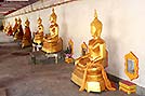 Wat That Phanom  -  Click for large image !