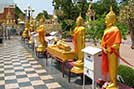 Wat That Phanom  -  Click for large image !