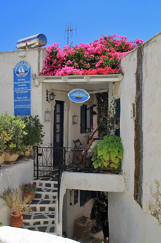 Paros